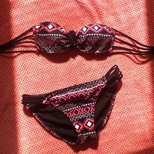 Two piece strapless bathing suit